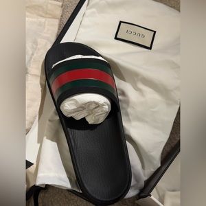 Gucci slide